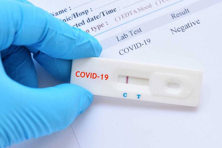 Versenyfutás az idővel a koronavírus elleni gyógyszerért